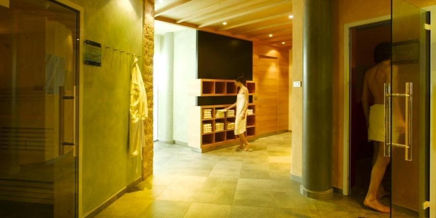 Hotel Gasthof Stern โนวาโปเนนเต ภายนอก รูปภาพ